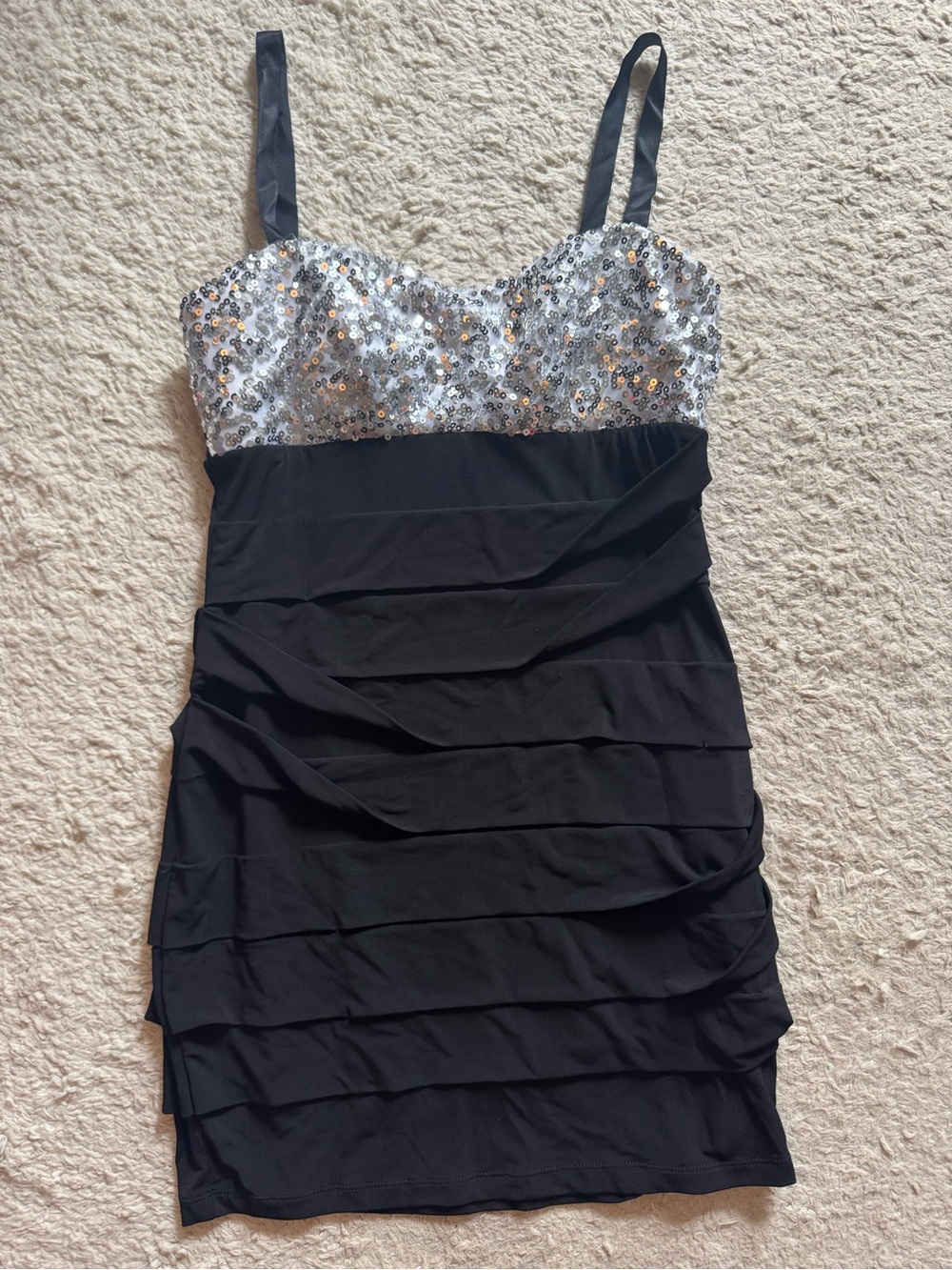 Y2K city triangle ruffle sequin dress